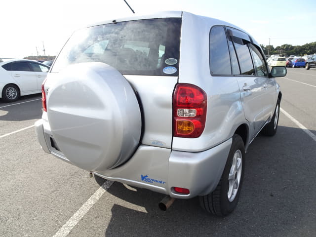 2005 TOYOTA RAV4