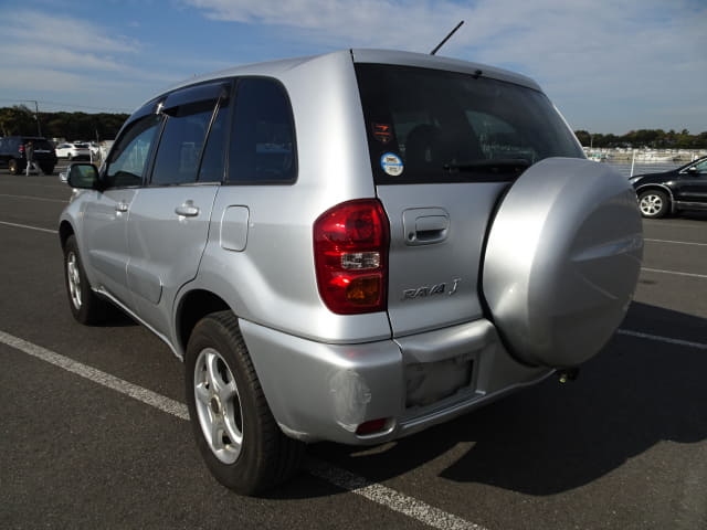2005 TOYOTA RAV4