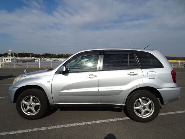2005 TOYOTA RAV4