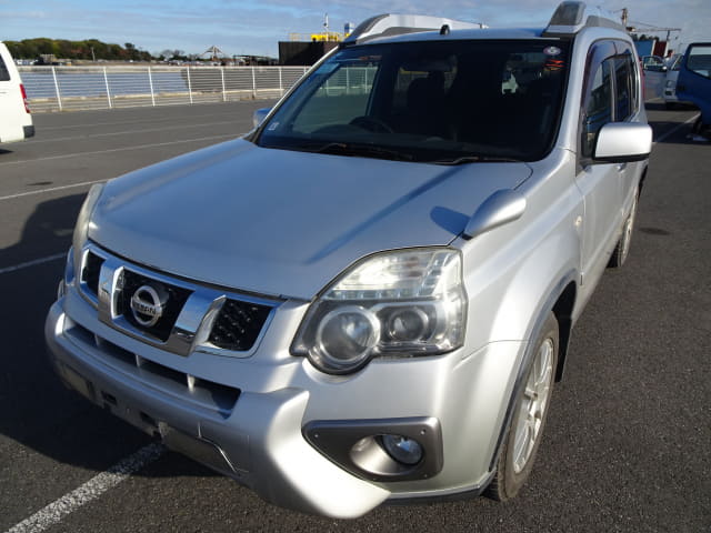 2010 NISSAN X-Trail