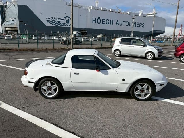 1993 MAZDA Eunos Roadster