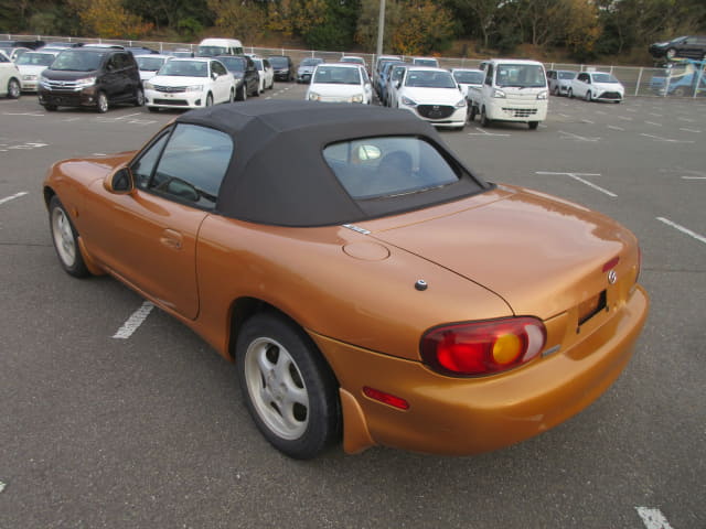 1999 MAZDA Roadster