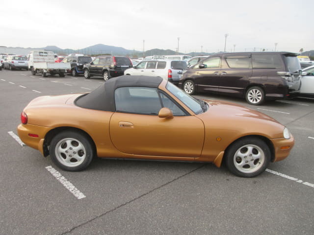 1999 MAZDA Roadster