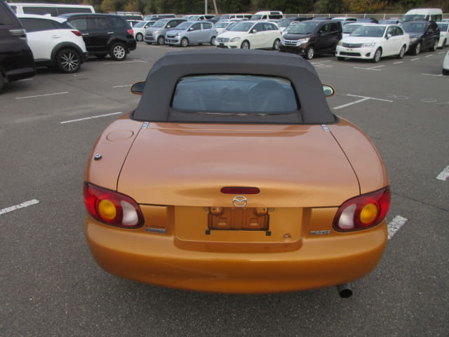 1999 MAZDA Roadster