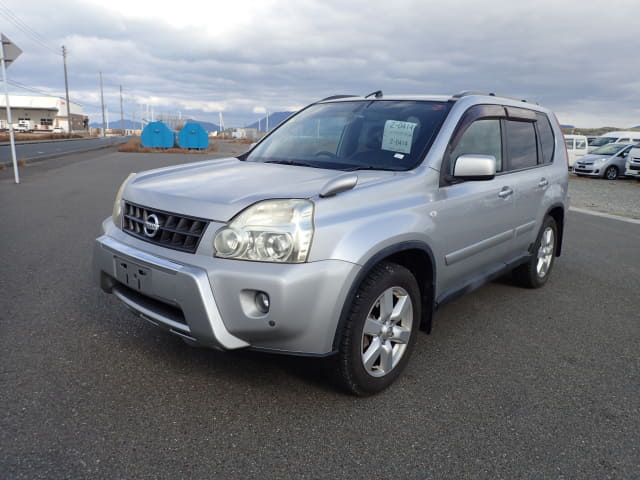 2010 NISSAN X-Trail