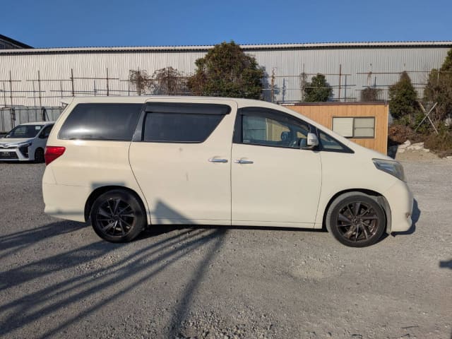 2008 TOYOTA Alphard