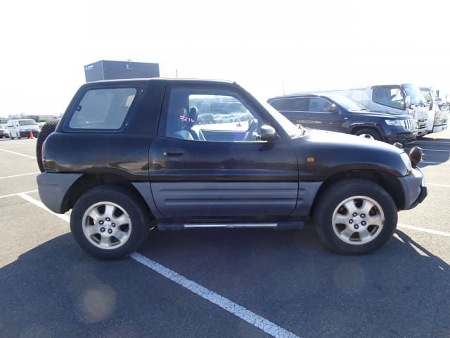 1995 TOYOTA RAV4
