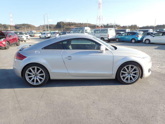 2009 AUDI TT