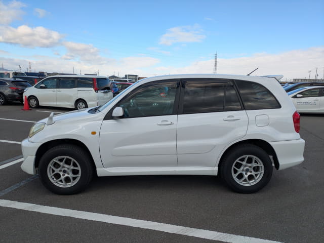 2003 TOYOTA RAV4