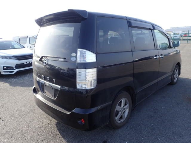 2007 TOYOTA Voxy