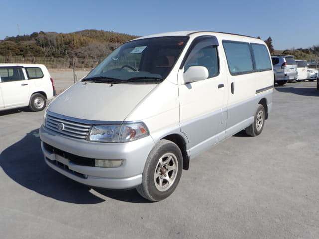 TOYOTA Regius Wagon
