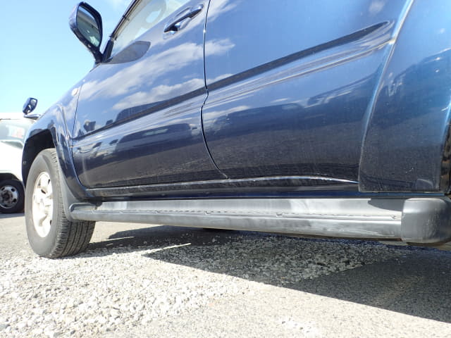 TOYOTA Hilux Surf thumbnail 19
