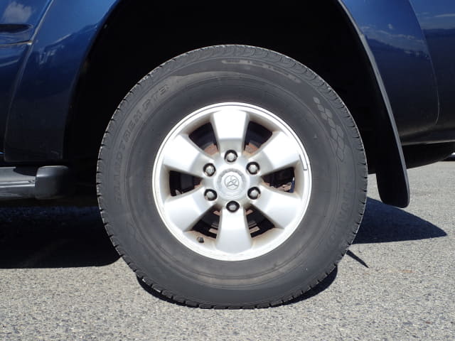 TOYOTA Hilux Surf thumbnail 10