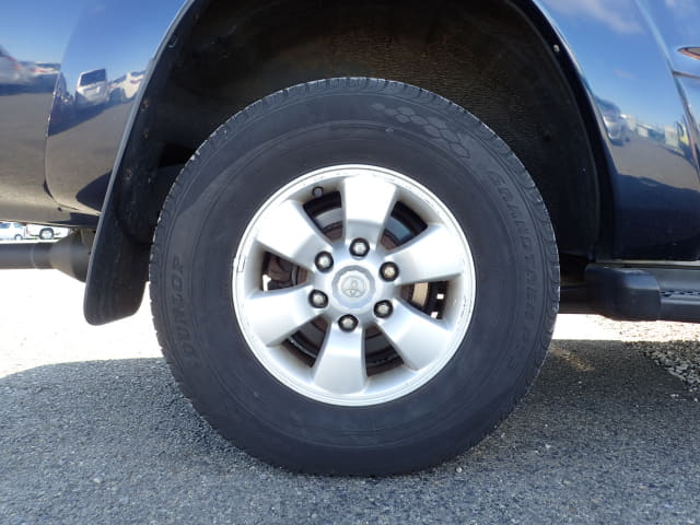 TOYOTA Hilux Surf thumbnail 11
