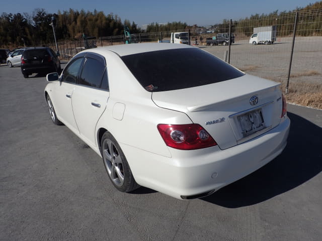 2004 TOYOTA Mark X