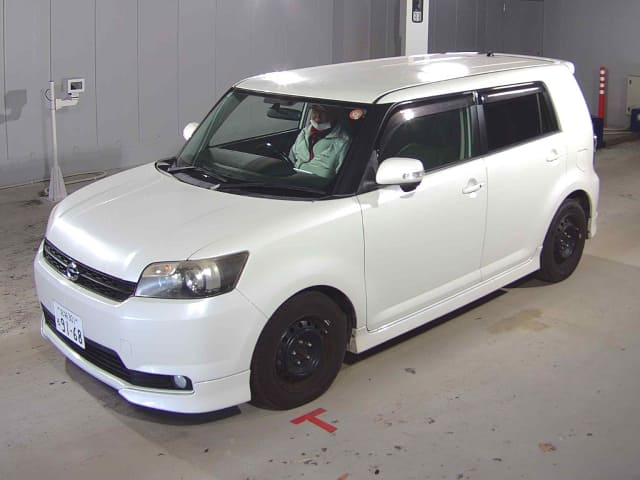 TOYOTA Corolla Rumion