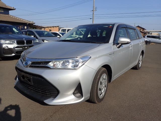 TOYOTA Corolla Fielder