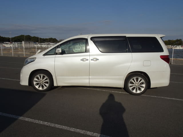 2008 TOYOTA Alphard