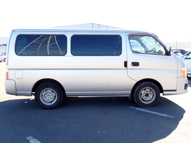 2011 NISSAN Caravan Van