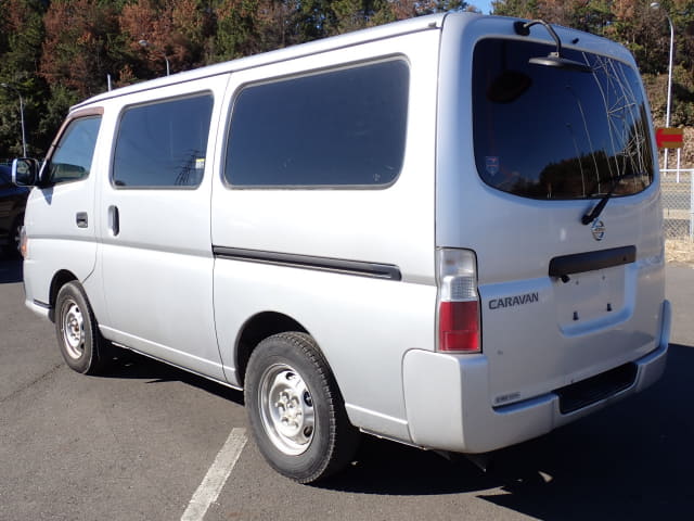 2011 NISSAN Caravan Van