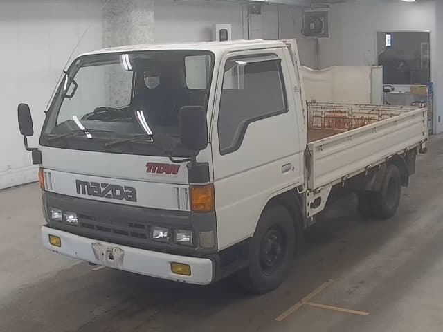 MAZDA Titan.