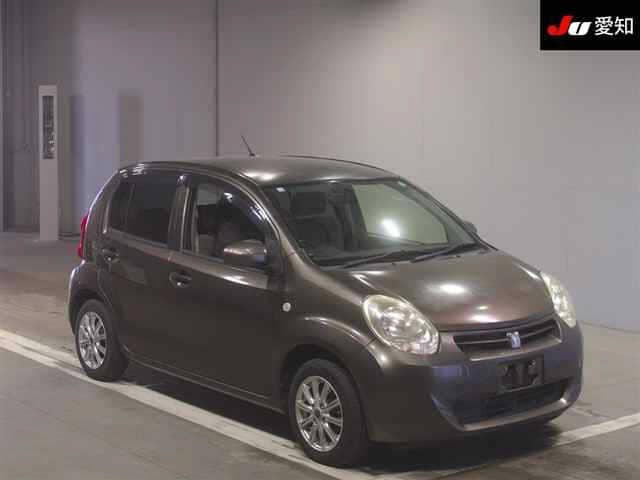 TOYOTA Passo