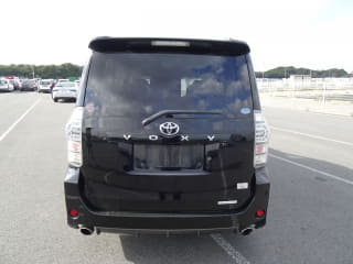 2010 TOYOTA Voxy