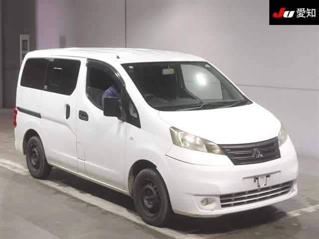 MITSUBISHI Delica Van