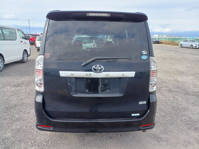 2009 TOYOTA Voxy