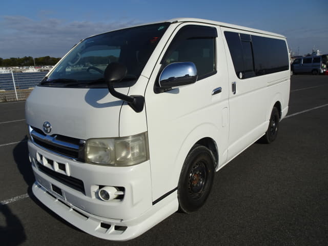 2006 TOYOTA Regiusace Van