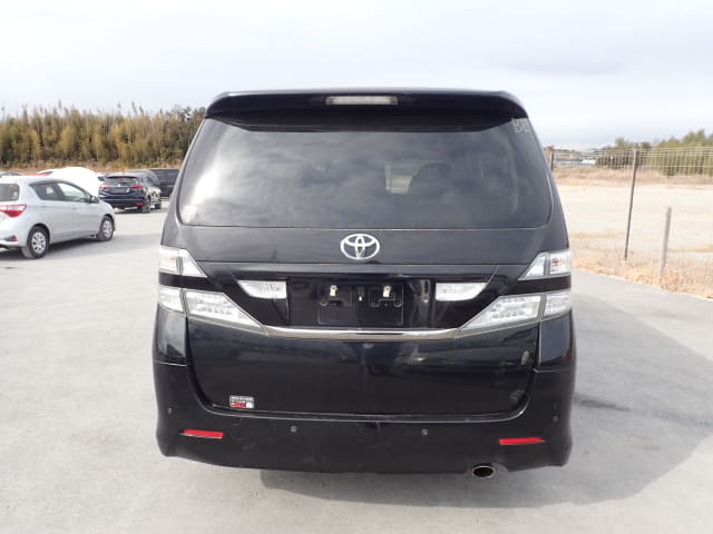 2010 TOYOTA Vellfire