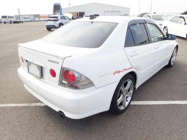 2001 TOYOTA Altezza