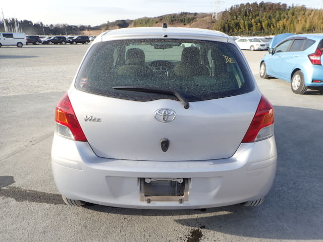 2008 TOYOTA Vitz