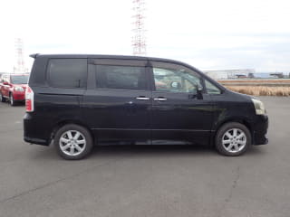 2008 TOYOTA Noah