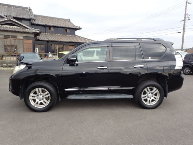 2011 TOYOTA Land Cruiser Prado