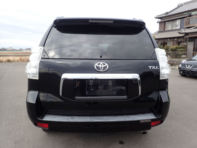 2011 TOYOTA Land Cruiser Prado