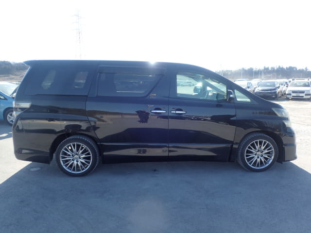 2009 TOYOTA Vellfire