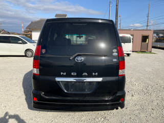 2007 TOYOTA Noah