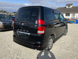 2007 TOYOTA Noah