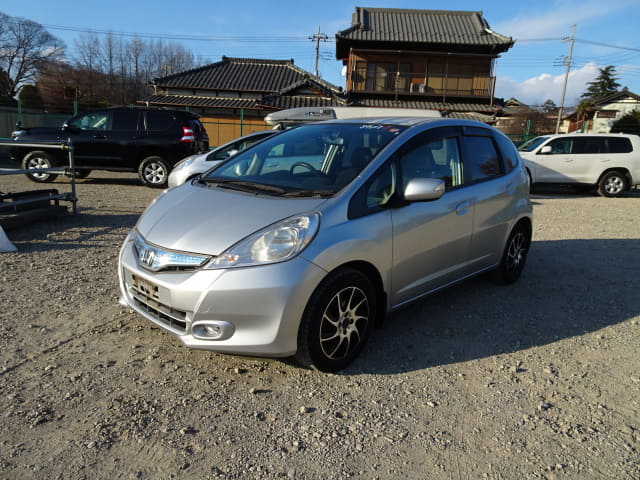 2011 HONDA Fit Hybrid