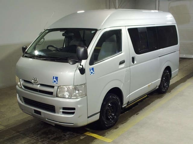 2006 TOYOTA Regiusace Van