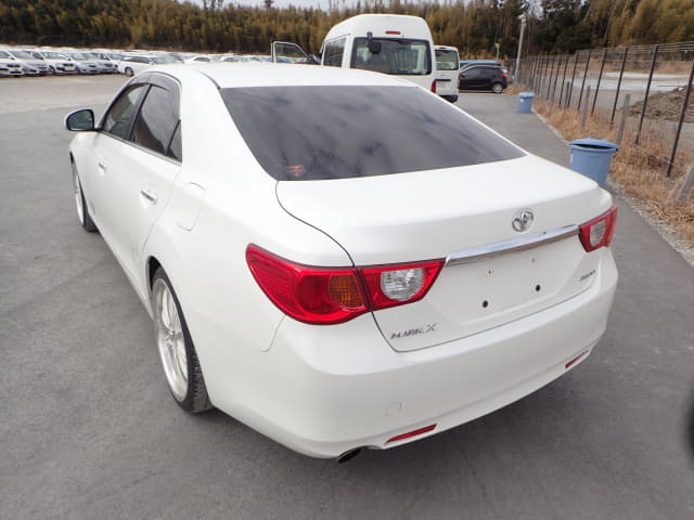 2010 TOYOTA Mark X