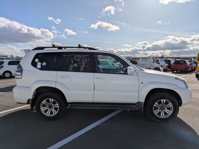 2006 TOYOTA Land Cruiser Prado