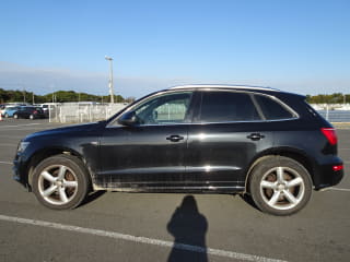 2010 AUDI Q5