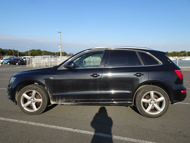 2010 AUDI Q5