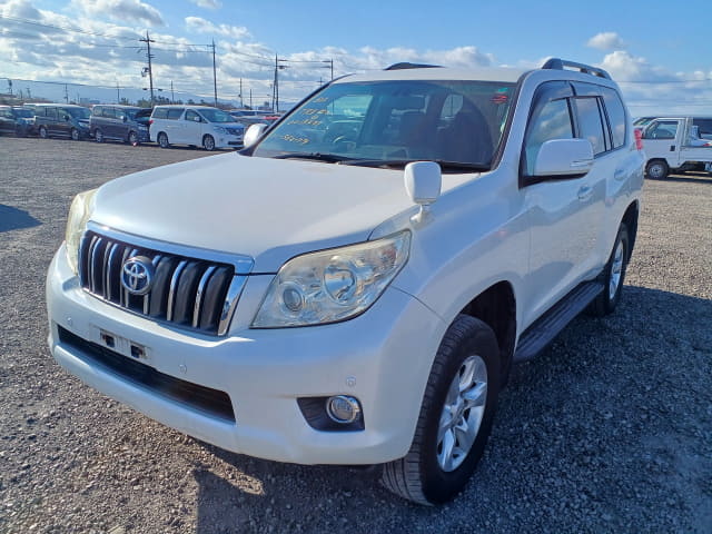 2011 TOYOTA Land Cruiser Prado