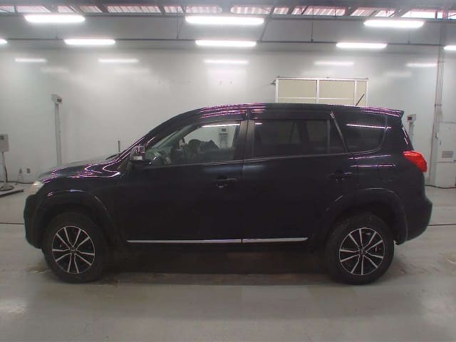 2011 TOYOTA Vanguard