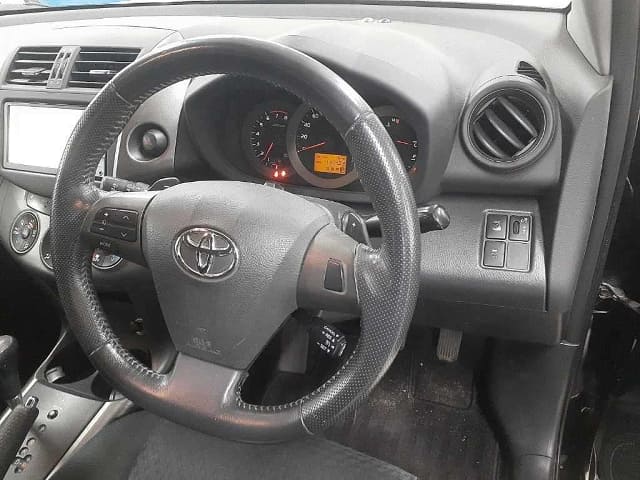 2011 TOYOTA Vanguard