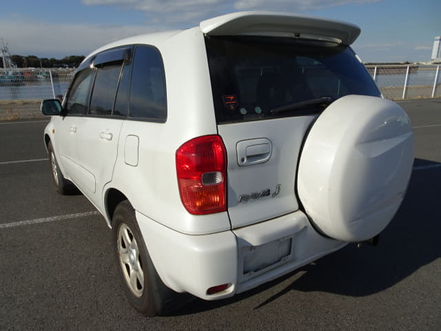 2000 TOYOTA RAV4