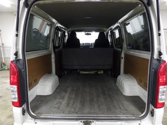 2010 TOYOTA Hiace Van